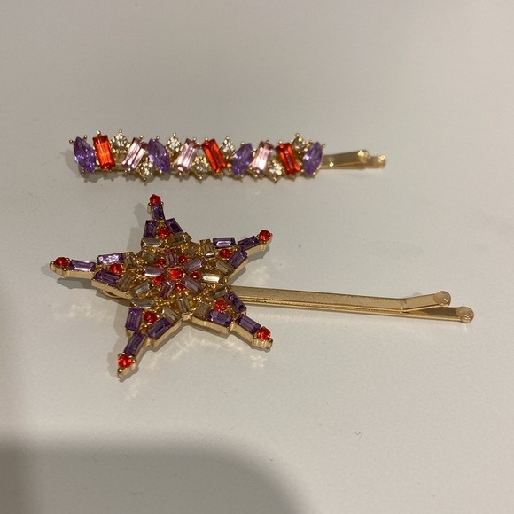 Hairpins - Picture 2 of 3